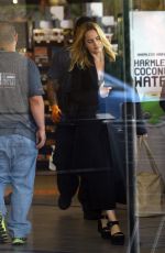MENA SUVARI Shopping at Erewhon Natural Foods in Los Angeles 06/09/2016