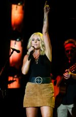 MIRANDA LAMBERT Performs in Virginia 06/17/2016