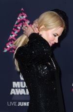 NICOLE KIDMAN at 2016 CMT Music Awards in Nashville 06/08/2016
