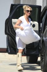 PAMELA ANDERSON Out in Malibu 06/16/2016