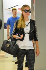 PARIS HILTON Out Shopping in Milan 06/16/2016