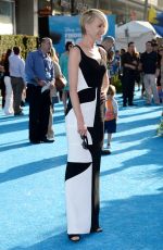 PORTIA DE ROSSI at “Finding Dory’ Premiere in Los Angeles 06/08/2016