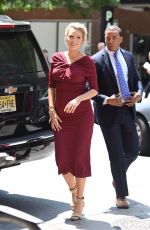 Pregnang BLAKE LIVELY Leaves Her Hotel in New York 06/21/2016