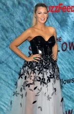 Pregnant BLAKE LIVELY at 
