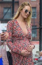 Pregnant CANDICE SWANEPOEL and DOUTZEN KROES at Bar Pitty in New York 06/05/2016