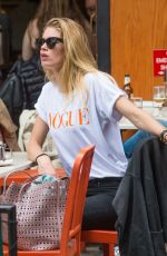 Pregnant CANDICE SWANEPOEL and DOUTZEN KROES at Bar Pitty in New York 06/05/2016