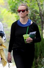 REESE WITHERSPOON Leaves a Gym in Brentwood 06/06/2016