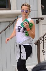 REESE WITHERSPOON Leaves a Gym in Los Angeles 06/24/2016