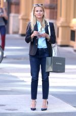REESE WITHERSPOON Out Shopping in New York 06/14/2016