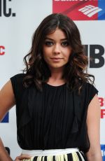 SARAH HYLAND at 
