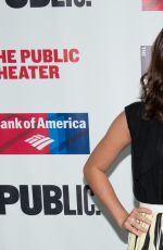 SARAH HYLAND at 