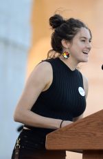 SHAILENE WOODLEY at Bernie Sanders