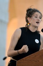 SHAILENE WOODLEY at Bernie Sanders