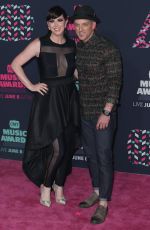 SHAWNA THOMPSON at 2016 CMT Music Awards in Nashville 06/08/2016