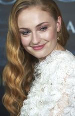 SOPHIE TURNER at 