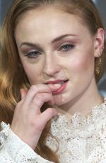 SOPHIE TURNER at 