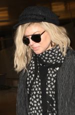 STACY FERGIE FERGUSON at Los Angeles International Airport 05/31/2016