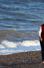 TAYLOR SWIFT and Tom Hiddleston at Suffolk Beach in England 06/25/2016