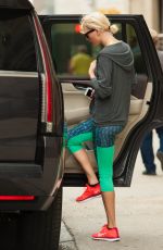 TAYLOR SWIFT in Leggings Out in New York 06/11/2016