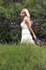 VICTORIA SILVSTEDT Out in Saint Tropez 06/21/2016