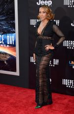 VIVICA FOX at 