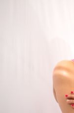 WWE - SASHA BANKS, Muscle & Fitness Hers Photoshoot