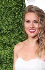 YAEL GROBGLAS at 4th Annual CBS Television Studios Summer Soiree in West Hollywood 06/02/2016