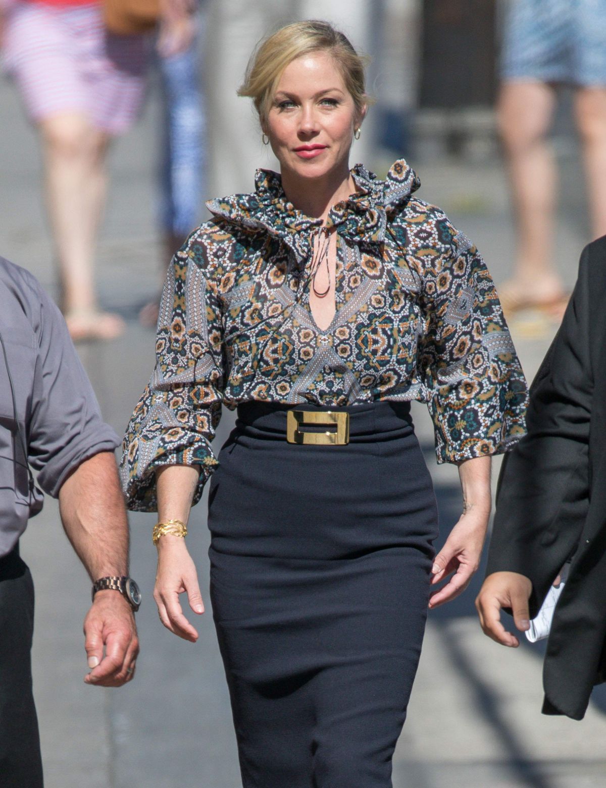 CHRISTINA APPLEGATE Arrives at Jimmy Kimmel Live in Los Angeles 07/18/2016 CHRISTINA APPLEGATE Arrives at Jimmy Kimmel Live in Los Angeles 07/18/2016