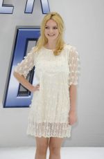 DAKOTA BLUE RICHARDS at 