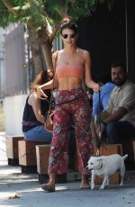 EMILY RATAJKOWSKI Out and About in Los Angeles 07/29/2016