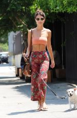 EMILY RATAJKOWSKI Out and About in Los Angeles 07/29/2016