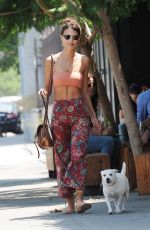 EMILY RATAJKOWSKI Out and About in Los Angeles 07/29/2016