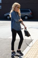 EMMA ROBERTS Out Shopping in Los Angeles 07/17/2016