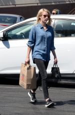 EMMA ROBERTS Out Shopping in Los Angeles 07/17/2016