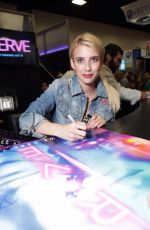 EMMA ROBERTS Signing Autograph at Comic-con International 2016 in San Diego 07/21/2016