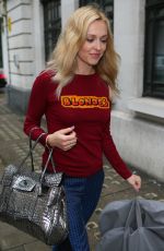 FEARNE COTTON Arrives at BBC Radio 2 Studios in London 07/01/2016