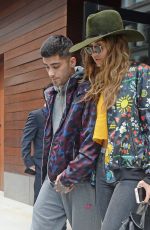 GIGI HADID Leaves her Apartment in New York 07/06/2016