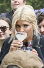 HOLLY WILLOUGHBY on the Set of 