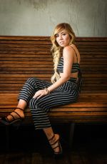 JENNETTE MCCURDY Promotes 