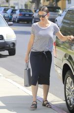 JENNIFER GARNER Leaves a Church in Brentwood 07/10/2016