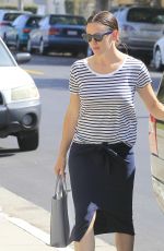 JENNIFER GARNER Leaves a Church in Brentwood 07/10/2016