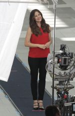 JENNIFER GARNER on the Set of a Capital One Commercial in Los Angeles 07/26/2016