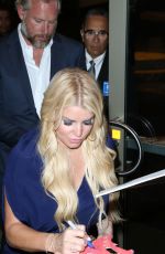 JESSICA SIMPSON Leaves 
