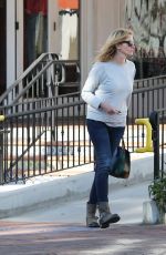 JULIA ROBERTS Out and About in Malibu 07/21/2016