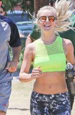 JULIANNE HOUGH Hosting a 2 Mile Run in Los Angeles 07/09/2016
