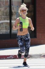 JULIANNE HOUGH Hosting a 2 Mile Run in Los Angeles 07/09/2016