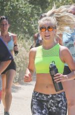 JULIANNE HOUGH Hosting a 2 Mile Run in Los Angeles 07/09/2016