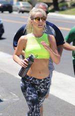 JULIANNE HOUGH Hosting a 2 Mile Run in Los Angeles 07/09/2016