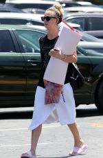 KALEY CUOCO Leaves Her Yoga Class in Los Angeles 07/12/2016