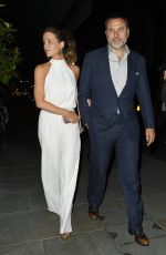 KATE BECKINSALE at Scott